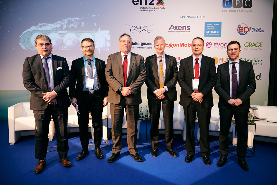 Energy and Sustainability Forum 2022 Berlin WOOD AXENS HONEYWELL UOP TOPSOE A/S EXXONMOBIL CATALYSTS & LISCENING